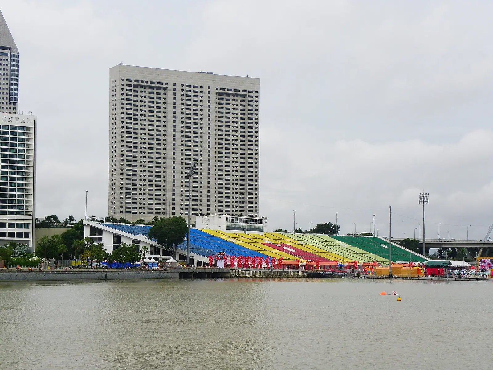 The Merlion statue spouting water at Marina Bay, Singapore